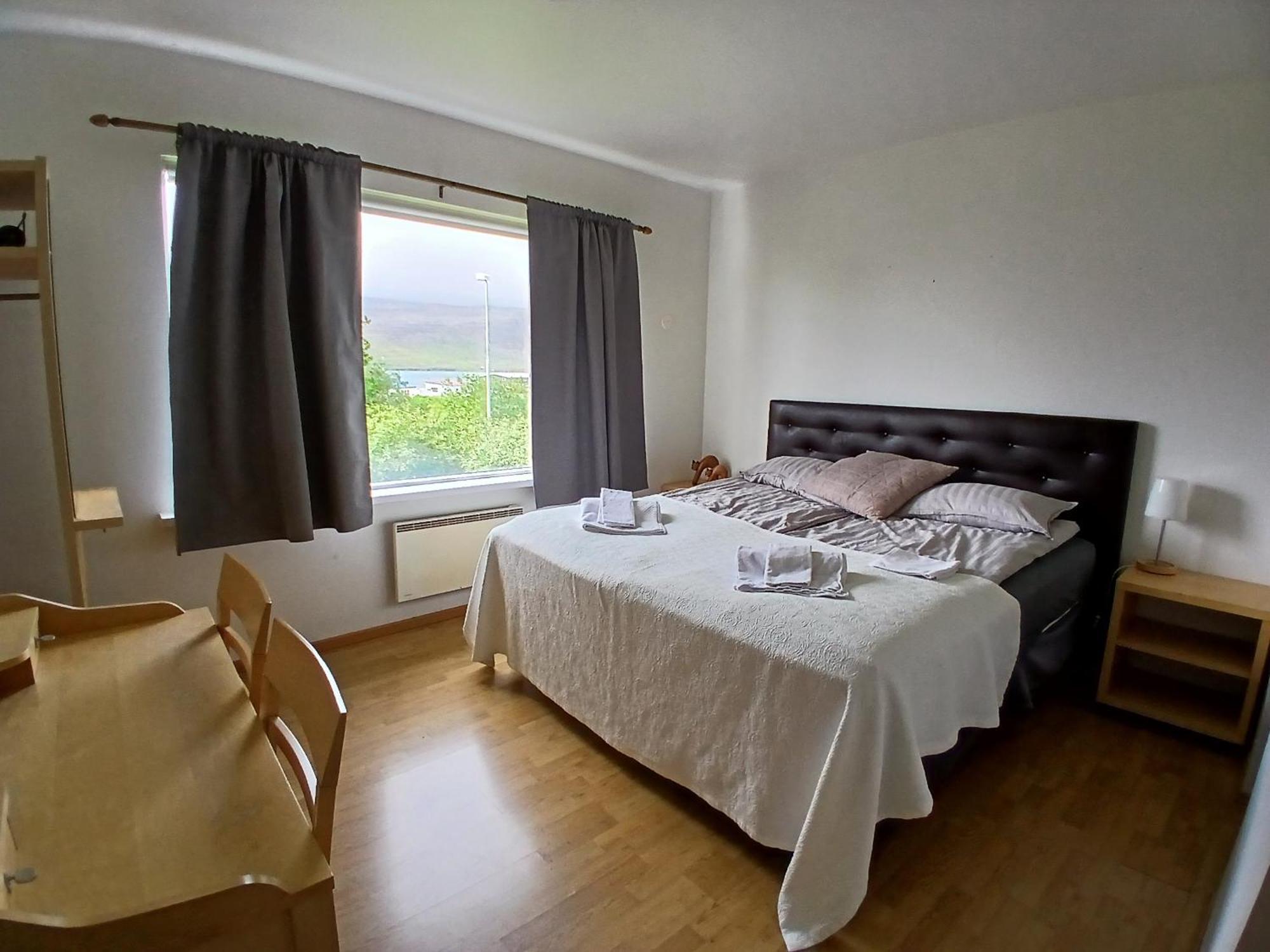 Guesthouse Talknafjoerthur Bagian luar foto